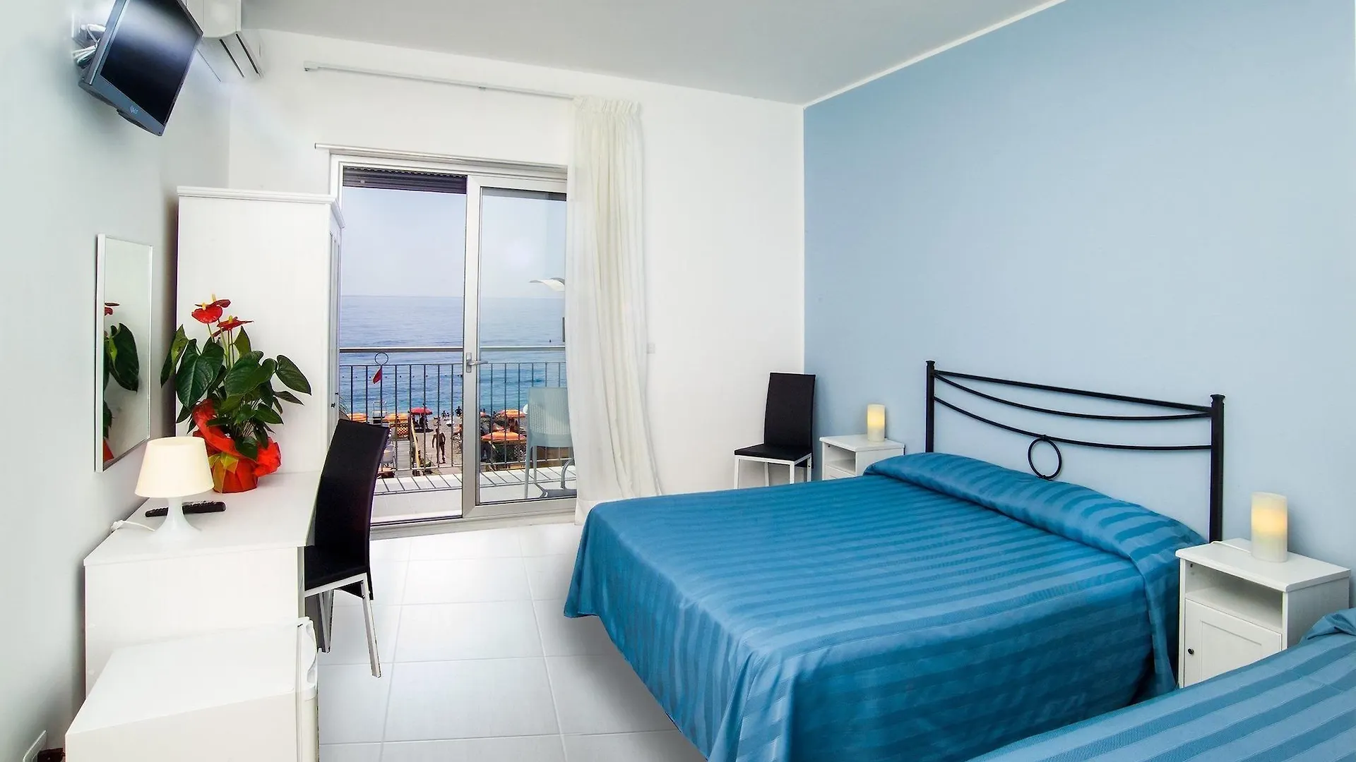 Maniel Beach Hotel Letojanni