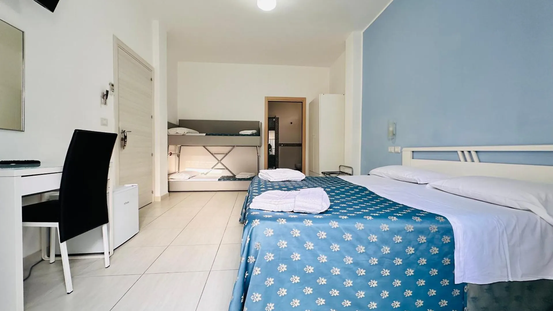 Maniel Beach Hotel Letojanni