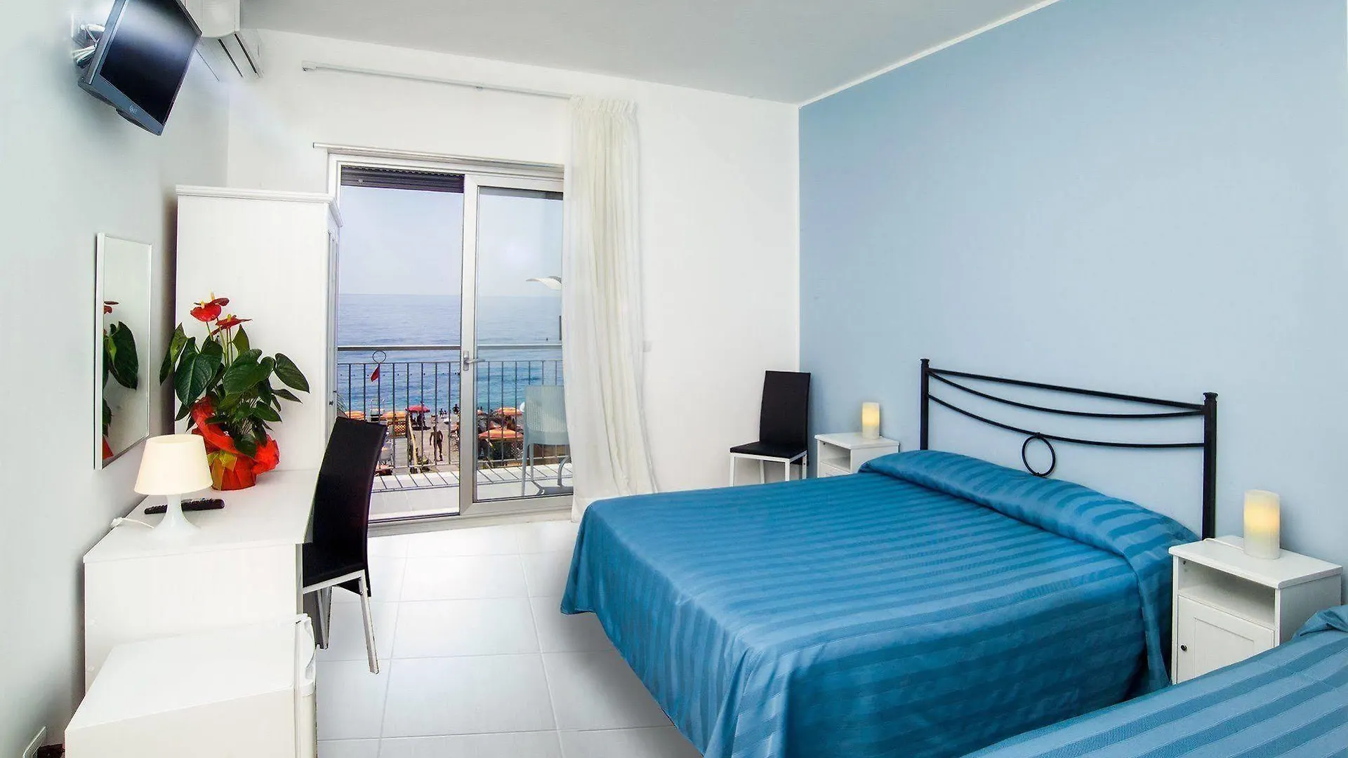 Maniel Beach Hotel Letojanni