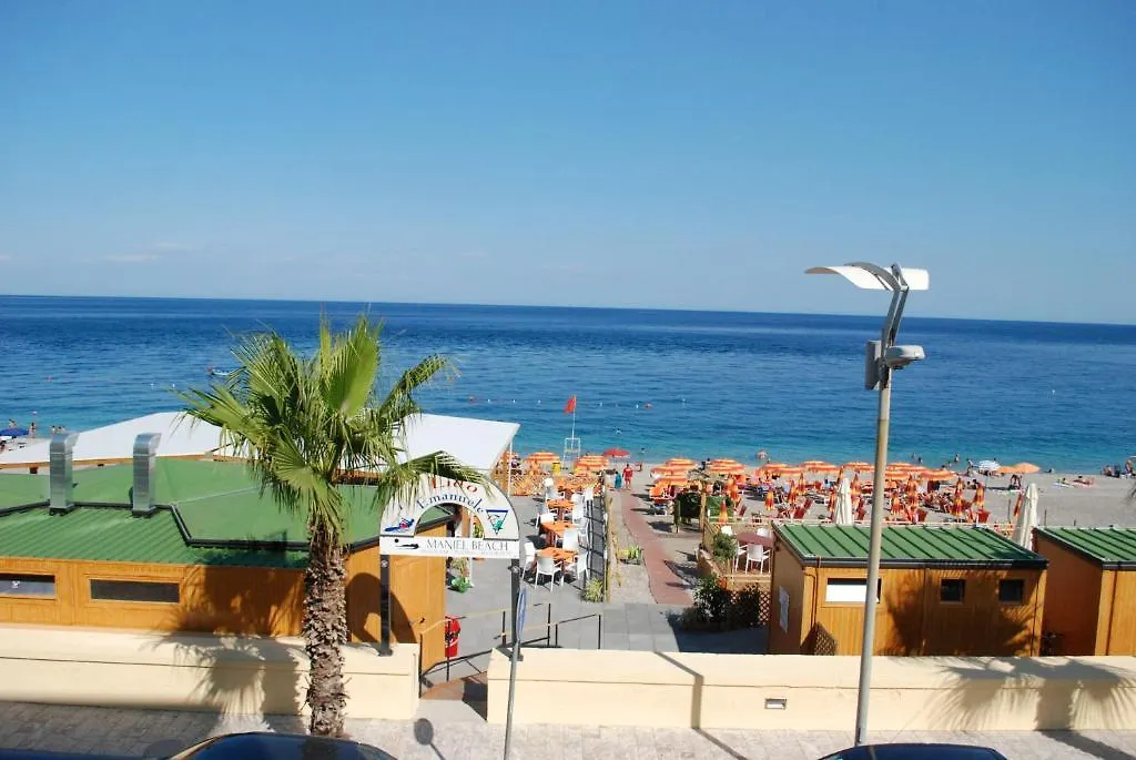 Maniel Beach Hotel Letojanni